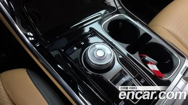 Kia Canival Carnival 4 поколение Бензин 7 мест Signature — Фото автомобиля 9