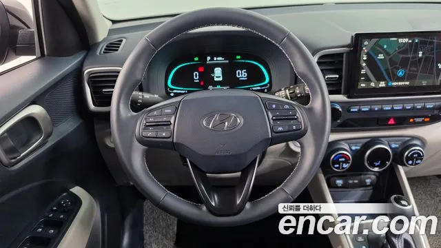 Hyundai Venue — Фото автомобиля 19
