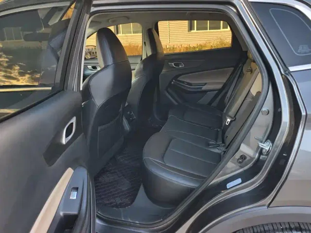 Changan CS55 Plus — Фото автомобиля 11