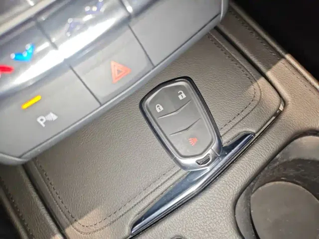 Cadillac XT4 — Фото автомобиля 8