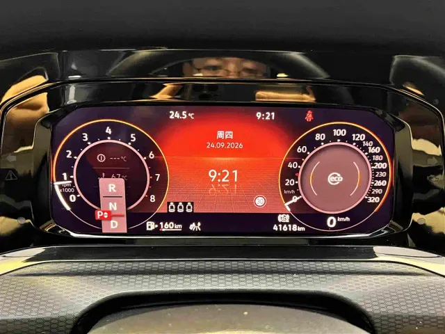 Volkswagen Golf GTI 2021 380TSI DSG GTI — Фото автомобиля 18
