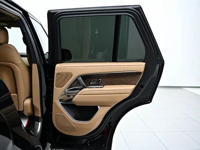 Land Rover Range Rover — Фото автомобиля 20