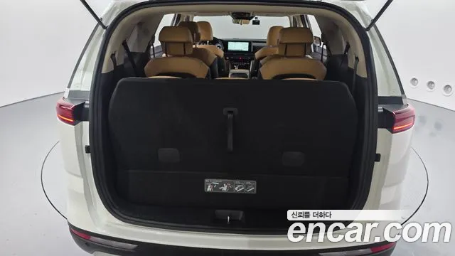Kia Carnival 4th Gen — Фото автомобиля 18