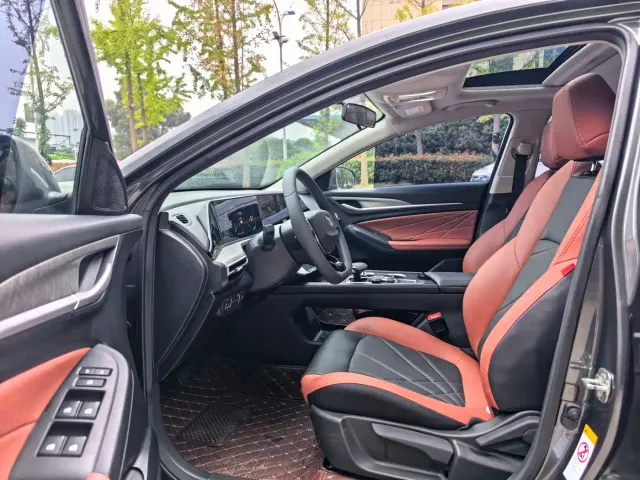 Changan Eado — Фото автомобиля 8