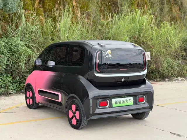 Baojun KiWi EV — Фото автомобиля 10