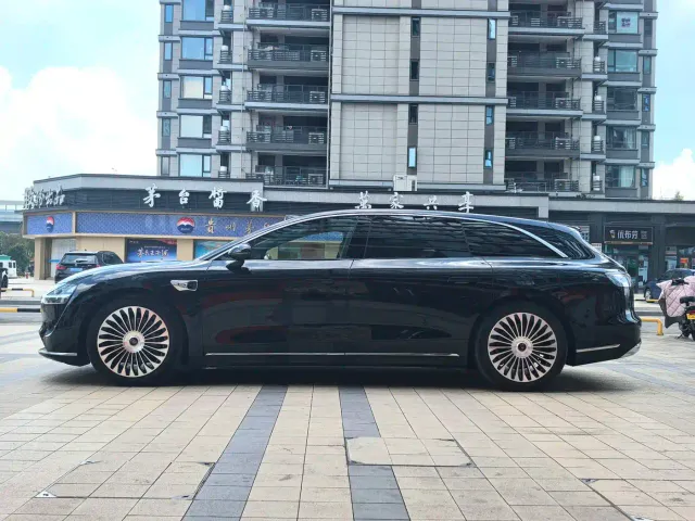 Stelato S9T — Фото автомобиля 5