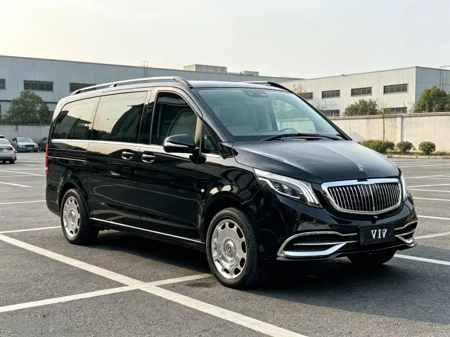 Mercedes-Benz V-Class — Фото автомобиля 3