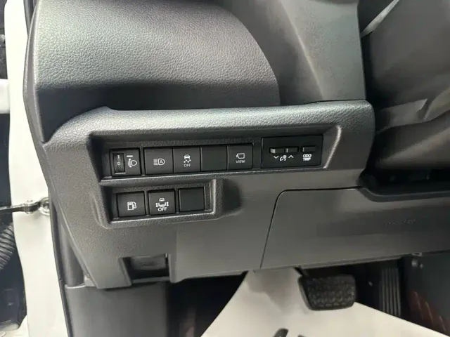 Toyota Granvia — Фото автомобиля 11