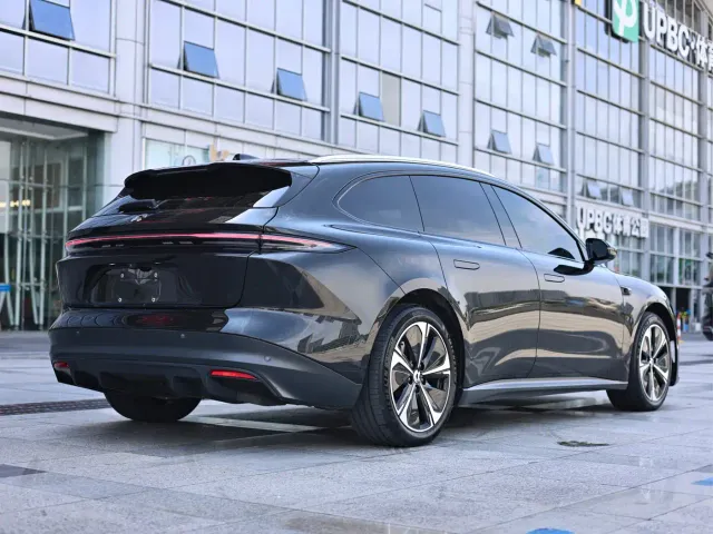 Nio ET5 Touring — Фото автомобиля 7