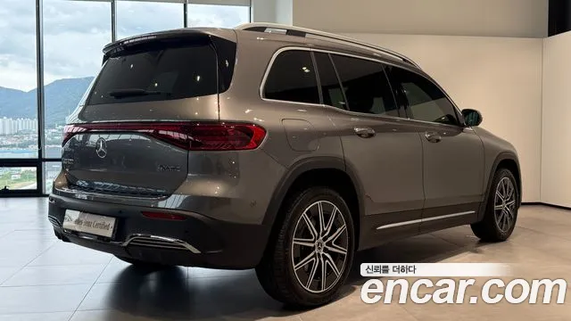 Mercedes-Benz EQB X243 — Фото автомобиля 4