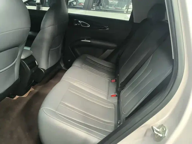 Geely Starry Wish — Фото автомобиля 16