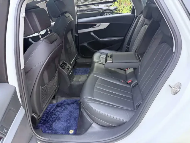 Audi A4L — Фото автомобиля 13