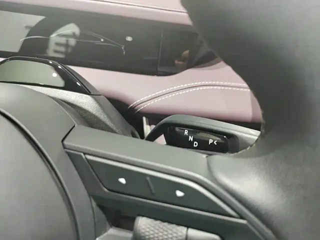 Xiaomi SU7 — Фото автомобиля 13