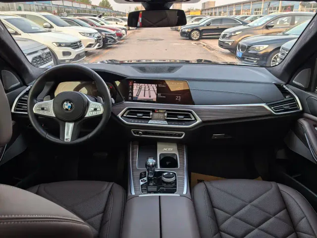 BMW X5 — Фото автомобиля 17