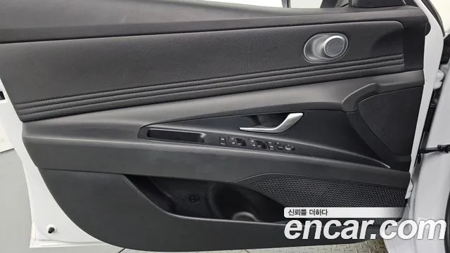 Hyundai Avante CN7 — Фото автомобиля 13