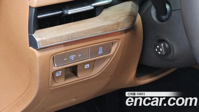 Genesis G80 Electrified G80 (RG3) — Фото автомобиля 13