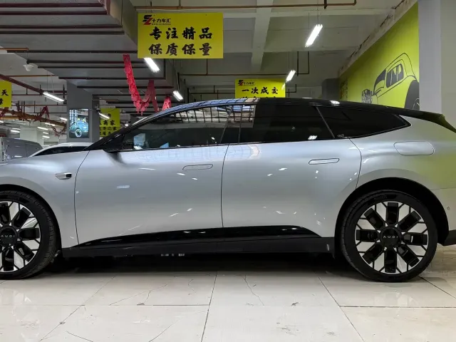 Audi Audi E5 Sportback 2025 Model Base Version — Фото автомобиля 5