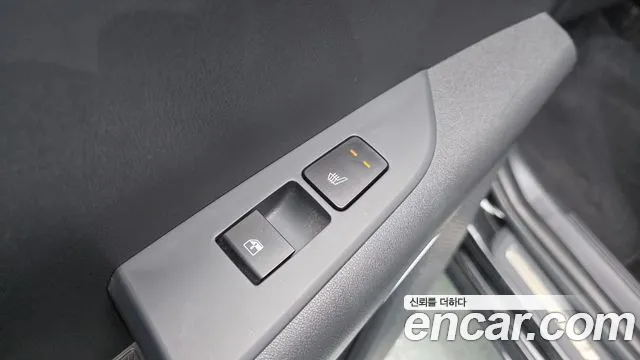 Kia Niro The All New Niro Signature — Фото автомобиля 22
