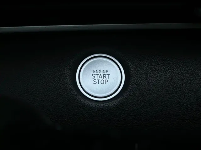 Hyundai Elantra — Фото автомобиля 21