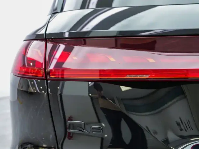 Audi Q6 — Фото автомобиля 15