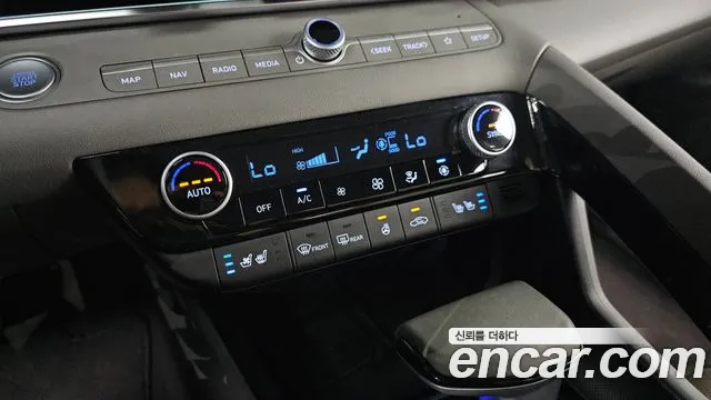 Hyundai AVANTE Новый Avante (CN7) — Фото автомобиля 17