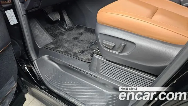 Toyota Alphard — Фото автомобиля 24