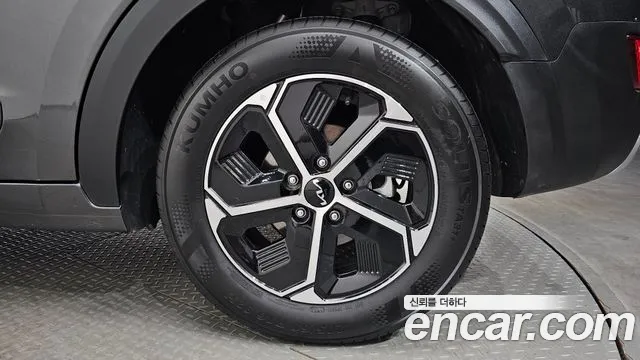 Kia Niro The All New — Фото автомобиля 6