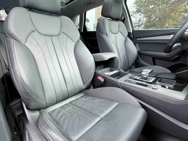 Audi Q5L — Фото автомобиля 6