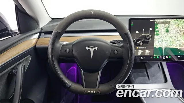 Tesla Model Y — Фото автомобиля 19