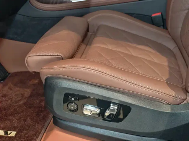 BMW X7 — Фото автомобиля 20