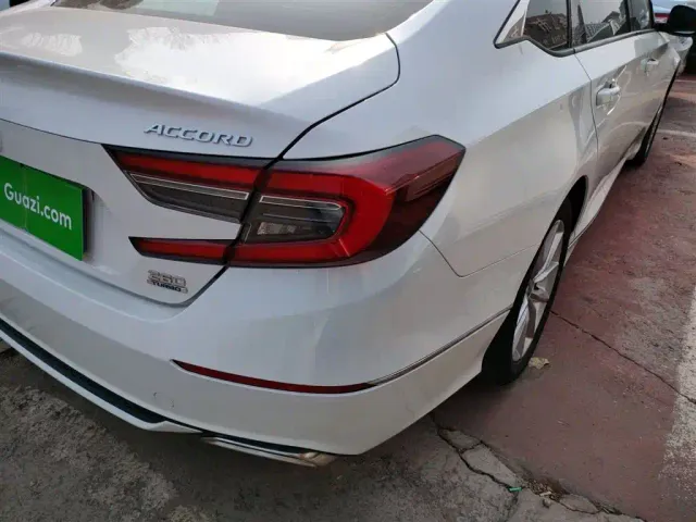 Honda Accord — Фото автомобиля 7
