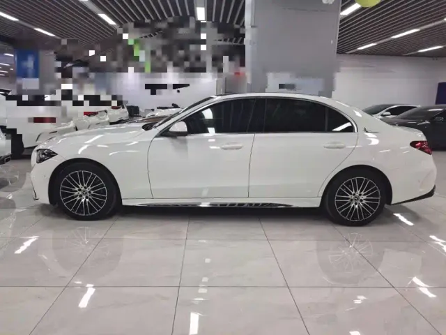 Mercedes-Benz C-Class — Фото автомобиля 5