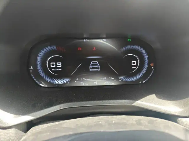 Geely Emgrand — Фото автомобиля 3
