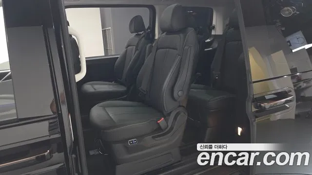 Hyundai Staria — Фото автомобиля 11