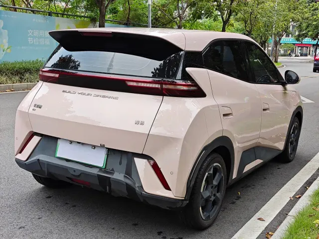 BYD Seagull — Фото автомобиля 16