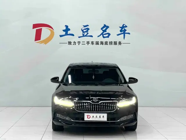 Škoda Superb 2024 TSI280 DSG Premium Edition — Фото автомобиля 2