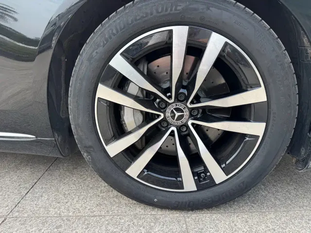 Mercedes-Benz S-Class — Фото автомобиля 10
