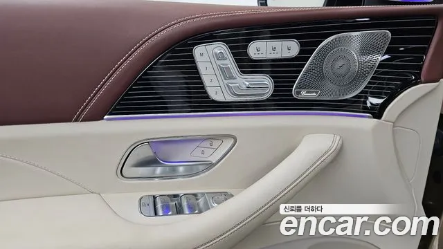 Mercedes-Benz GLS-Class — Фото автомобиля 29