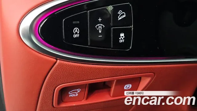 Genesis GV70 — Фото автомобиля 30