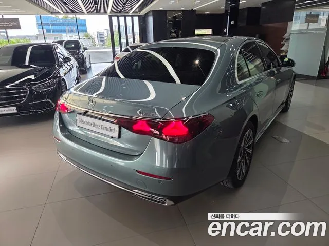 Mercedes-Benz E-Class W214 — Фото автомобиля 17