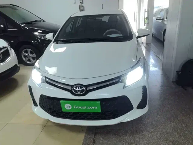 Toyota Vios FS — Фото автомобиля 2