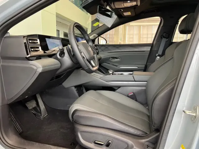 BYD Qin L — Фото автомобиля 6