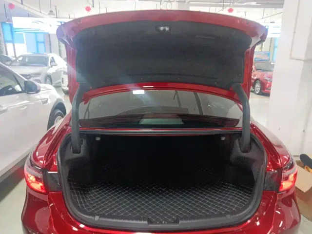 Mazda Atenza — Фото автомобиля 14