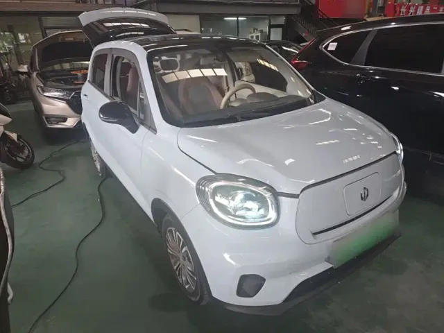 Leapmotor T03 — Фото автомобиля 3