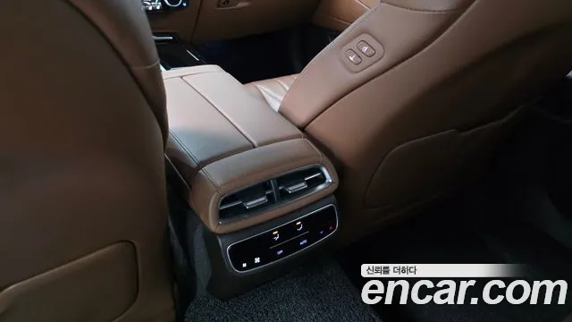 Genesis G80 RG3 — Фото автомобиля 30