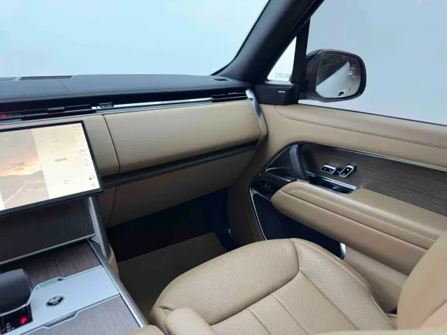 Land Rover Range Rover — Фото автомобиля 9