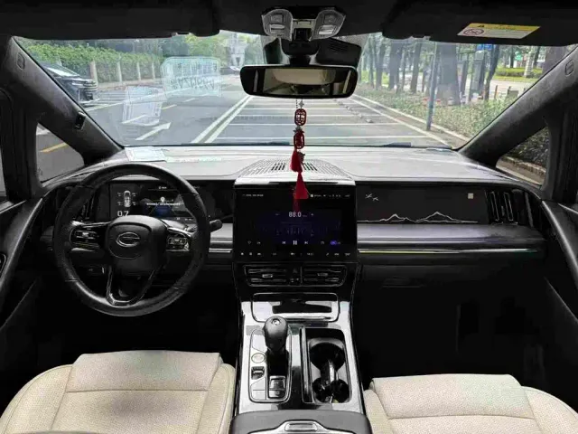 GAC Trumpchi M8 — Фото автомобиля 7