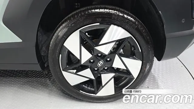 Hyundai Kona SX2 — Фото автомобиля 6