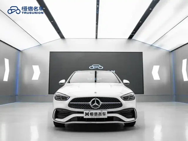Mercedes-Benz C-Class — Фото автомобиля 2