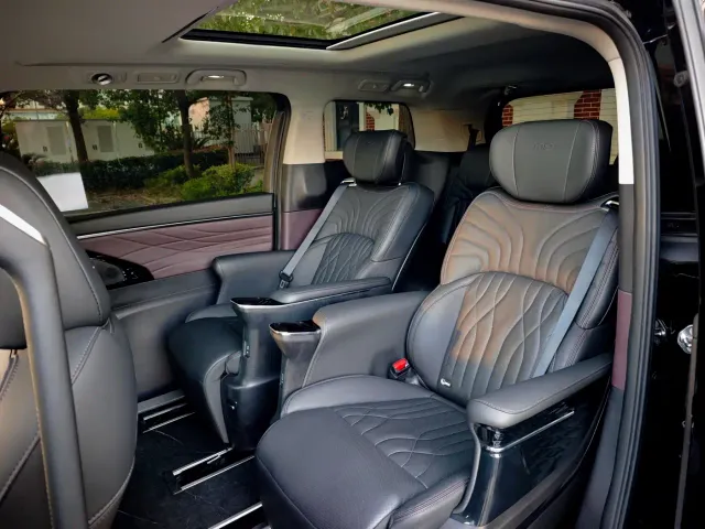 GAC Trumpchi M8 — Фото автомобиля 11